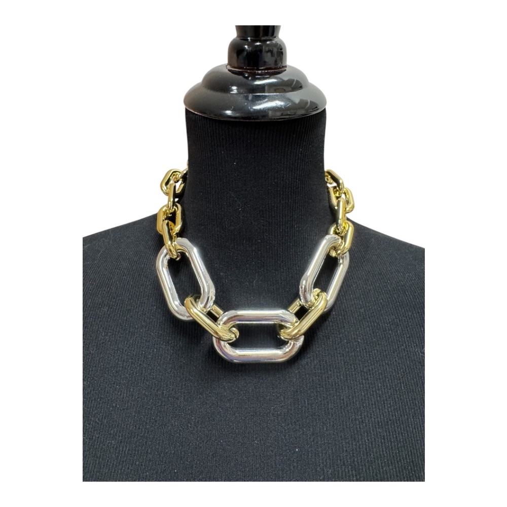 Chunky Chain Two Tone Necklace